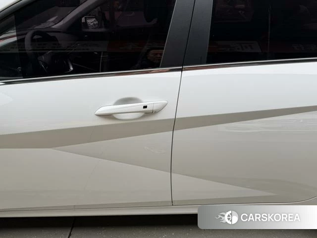 Hyundai Elantra id 4258141 из Китая 12