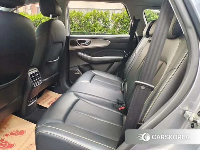 Roewe eRX5 id 4211017 из Китая 17