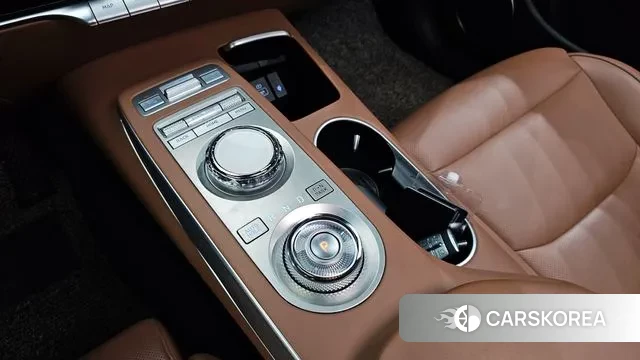 Genesis GV70 id 3044302 из Кореи 19