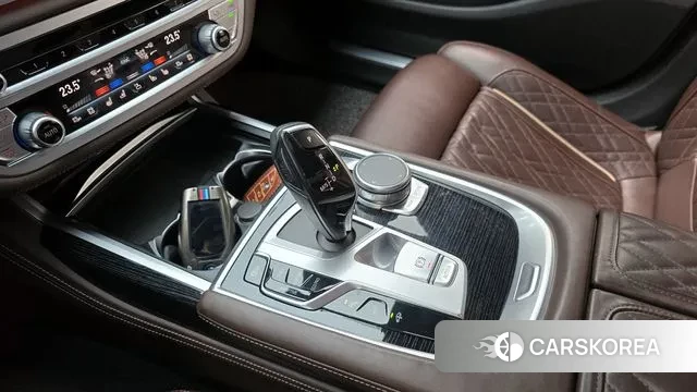 BMW 7 Series (G11) id 3494265 из Кореи 19