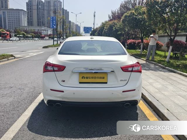 Maserati Ghibli id 3889960 из Китая 9
