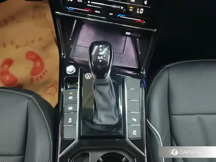 Volkswagen Passat id 4679492 из Китая 15