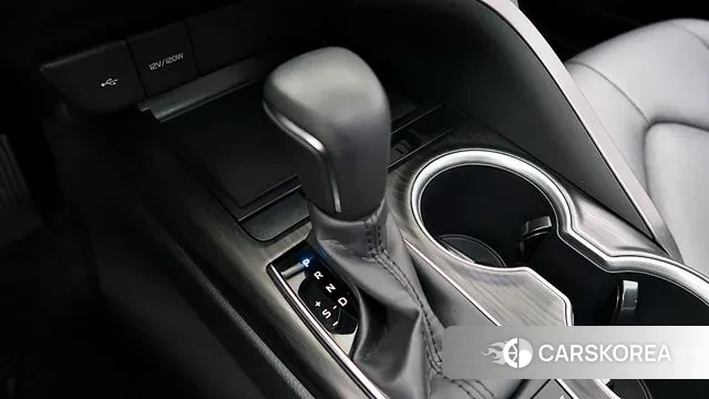 Toyota Camry (XV70) id 3052804 из Кореи 18