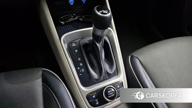 Hyundai Venue id 3144635 из Кореи 19