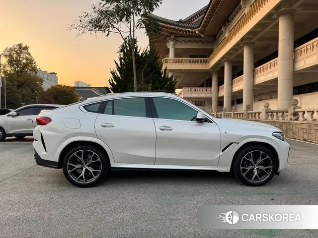 BMW X6 (G06) id 3396014 из Кореи 9