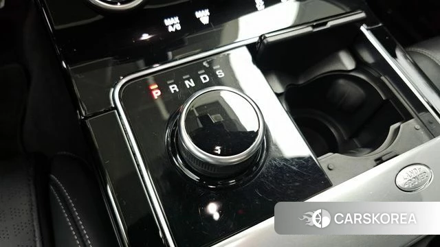 Land Rover Range Rover Velar id 3916837 из Кореи 19