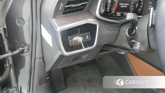 Audi A6 (C8) id 3826640 из Кореи 19