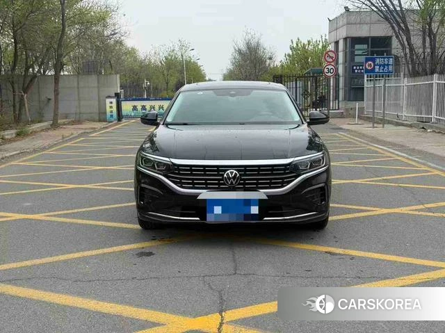 Volkswagen Passat id 4271972 из Китая 9