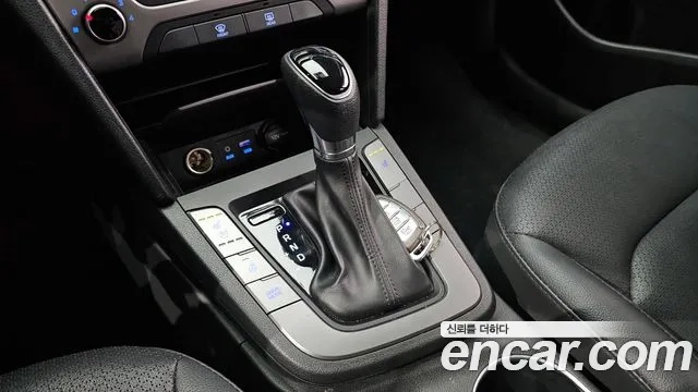 Hyundai Avante AD id 2876793 из Кореи 19