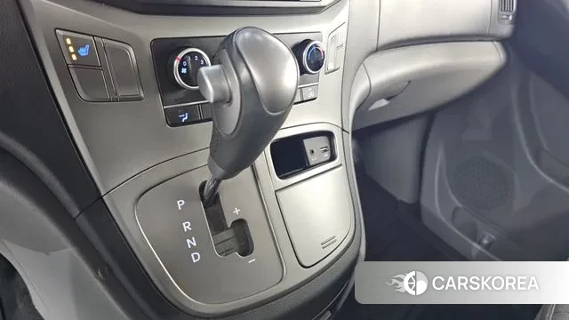 Hyundai The New Grand Starex id 3454843 из Кореи 19