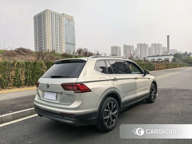 Volkswagen Tiguan L id 3858047 из Китая 10