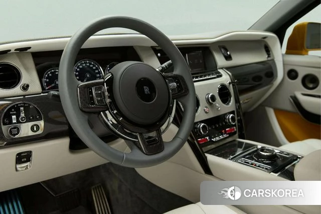 Rolls-Royce Cullinan id 4302138 из Кореи 18