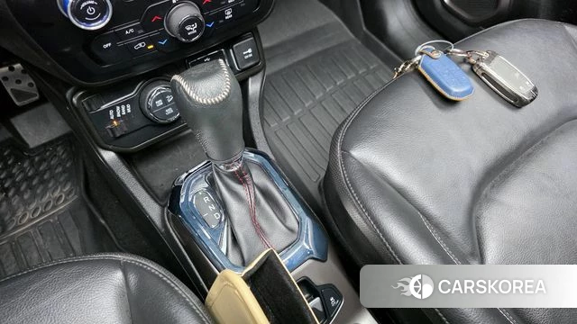 Jeep Renegade id 4180241 из Кореи 19