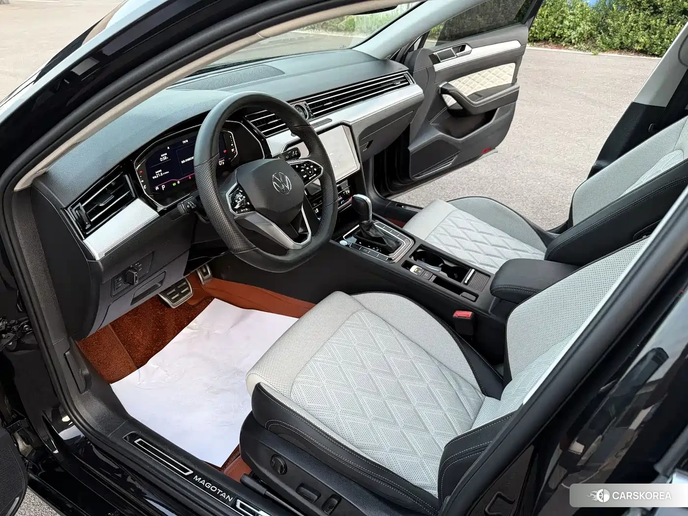 Volkswagen Magotan id 4553912 из Китая 32