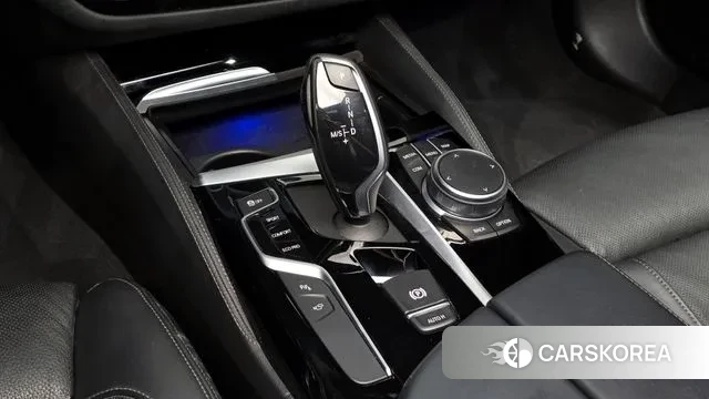 BMW 5 Series (G30) id 3248522 из Кореи 19