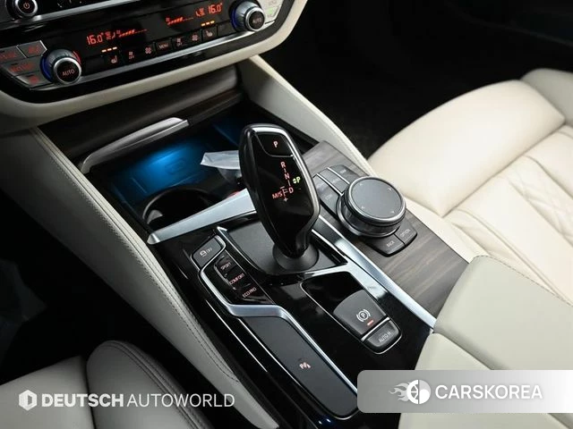 BMW 5 Series (G30) id 4609772 из Кореи 19