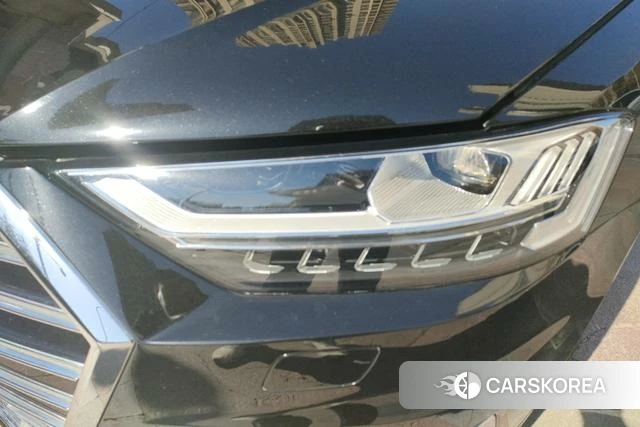 Audi A8 id 4258939 из Китая 16