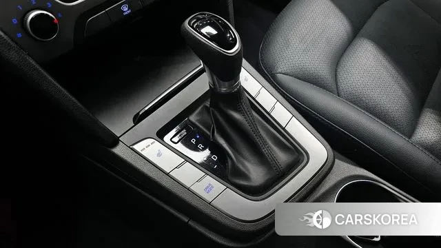 Hyundai Avante AD id 2986914 из Кореи 19