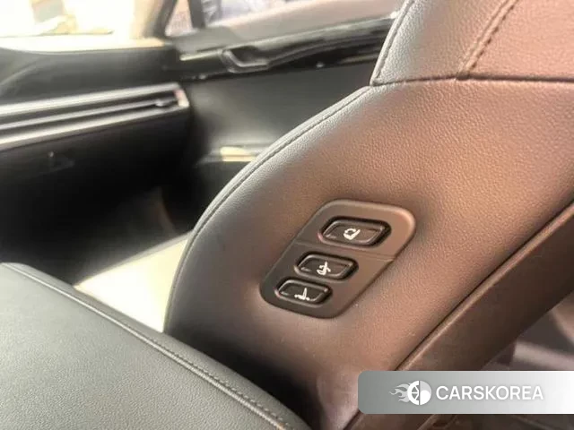 Hyundai Grandeur (GN7) id 2974710 из Кореи 18