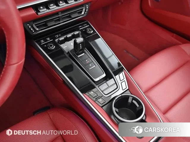 Porsche 911(992) id 3206761 из Кореи 15