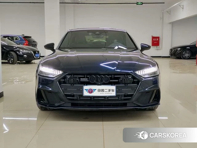 Audi A7L id 4261628 из Китая 9