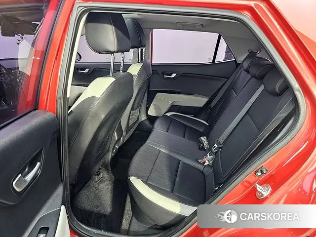 Kia Stonic id 3543740 из Кореи 19