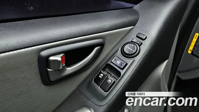 Hyundai The New Grand Starex id 2573324 из Кореи 19