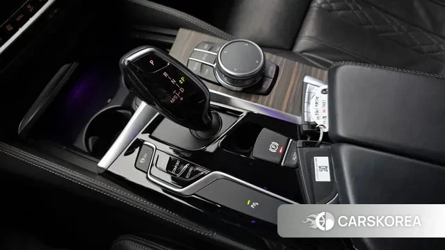 BMW 5 Series (G30) id 3235943 из Кореи 19