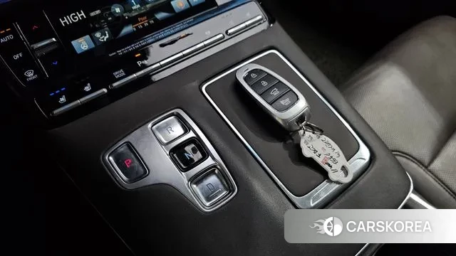 Hyundai The New Grandeur IG id 3483874 из Кореи 19