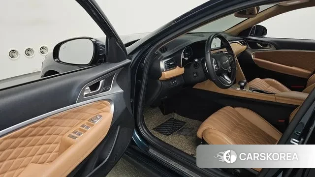 Genesis The New G70 id 3570700 из Кореи 19