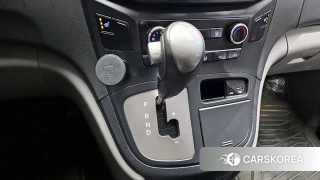 Hyundai The New Grand Starex id 3672856 из Кореи 19