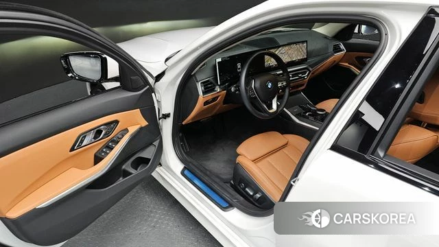 BMW 3 Series (G20) id 4302654 из Кореи 31