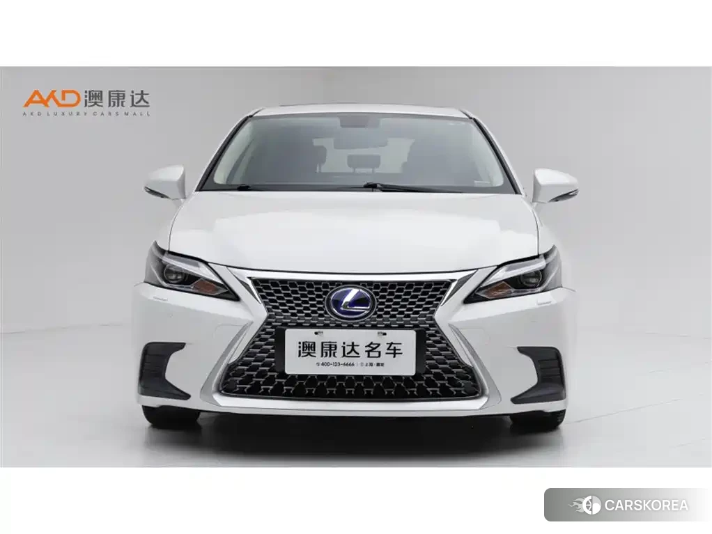 Lexus CT id 4680709 из Китая 9