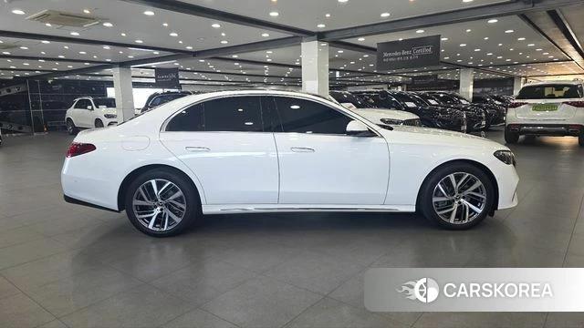 Mercedes-Benz E-Class W214 id 4408103 из Кореи 19