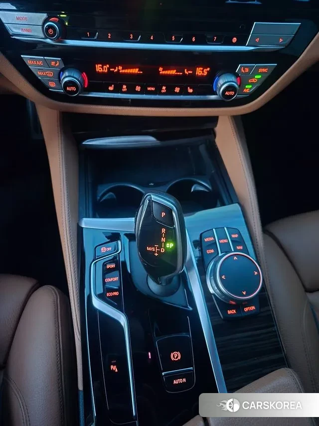 BMW 5 Series (G30) id 3054669 из Кореи 15