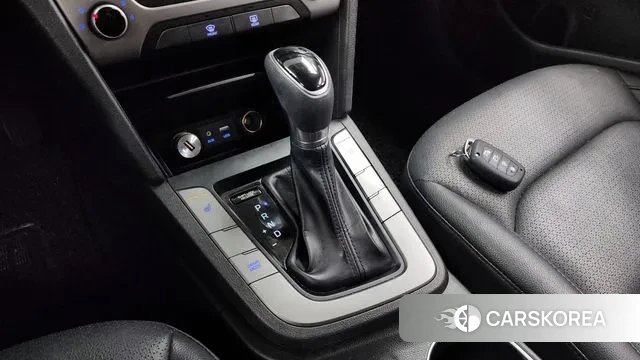 Hyundai Avante AD id 3455262 из Кореи 19