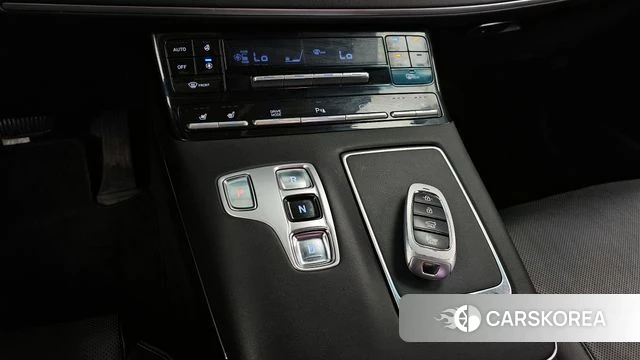 Hyundai The New Grandeur IG id 4384223 из Кореи 31