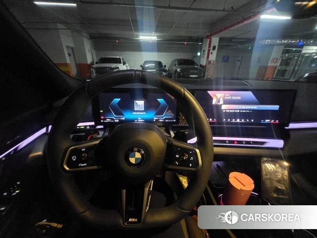 BMW 5 Series (G60) id 3896422 из Кореи 13