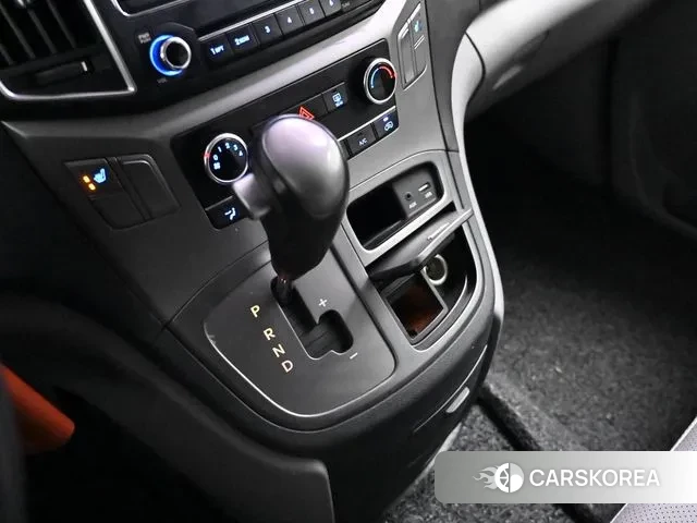 Hyundai The New Grand Starex id 3718475 из Кореи 19