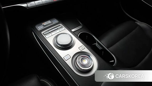 Genesis GV70 id 4202751 из Кореи 30