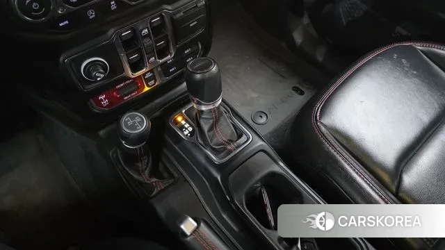 Jeep Gladiator (JT) id 3615208 из Кореи 19