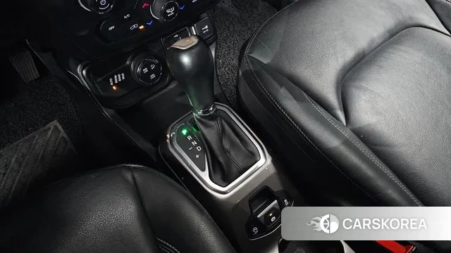 Jeep Renegade id 3357050 из Кореи 19