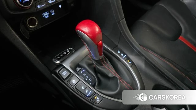 Hyundai Veloster (JS) id 3795753 из Кореи 19