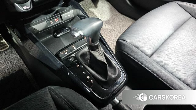 Kia Stonic id 4536605 из Кореи 19