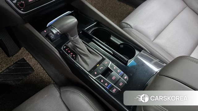 Kia Come New K7 id 4318220 из Кореи 33