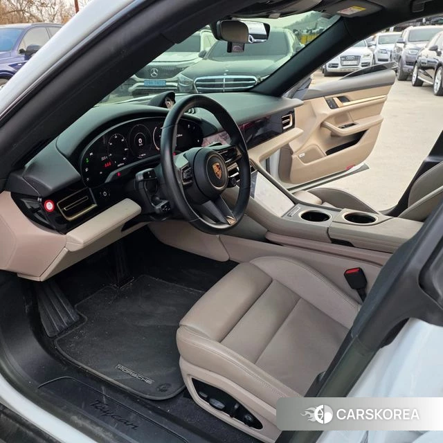 Porsche Taycan id 3883287 из Кореи 19