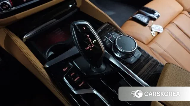 BMW 5 Series (G30) id 3503589 из Кореи 19