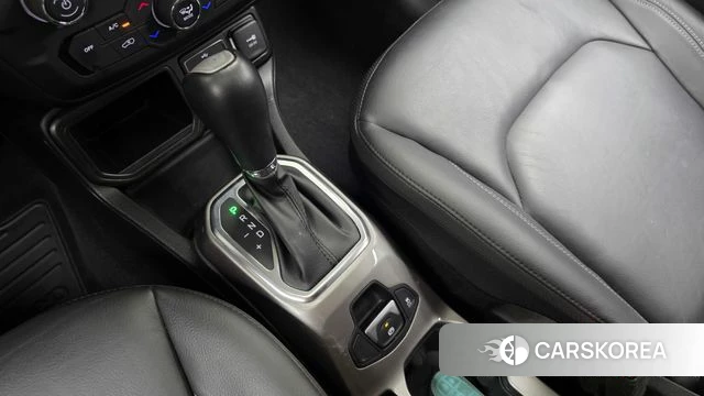 Jeep Renegade id 4769605 из Кореи 18