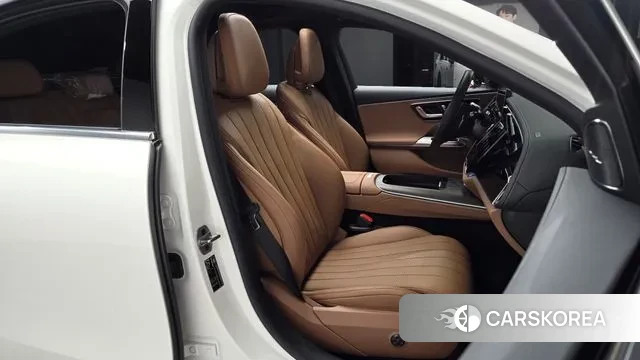 Mercedes-Benz E-Class W214 id 3689415 из Кореи 19