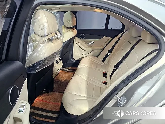 Mercedes-Benz C-Class W205 id 3779023 из Кореи 19